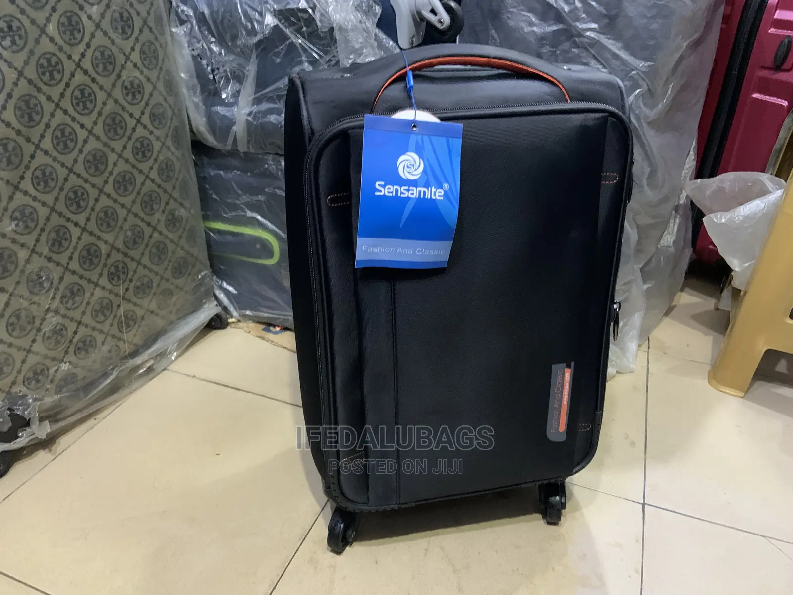 Small Size Quality Imported Sensamite Travel Luggage