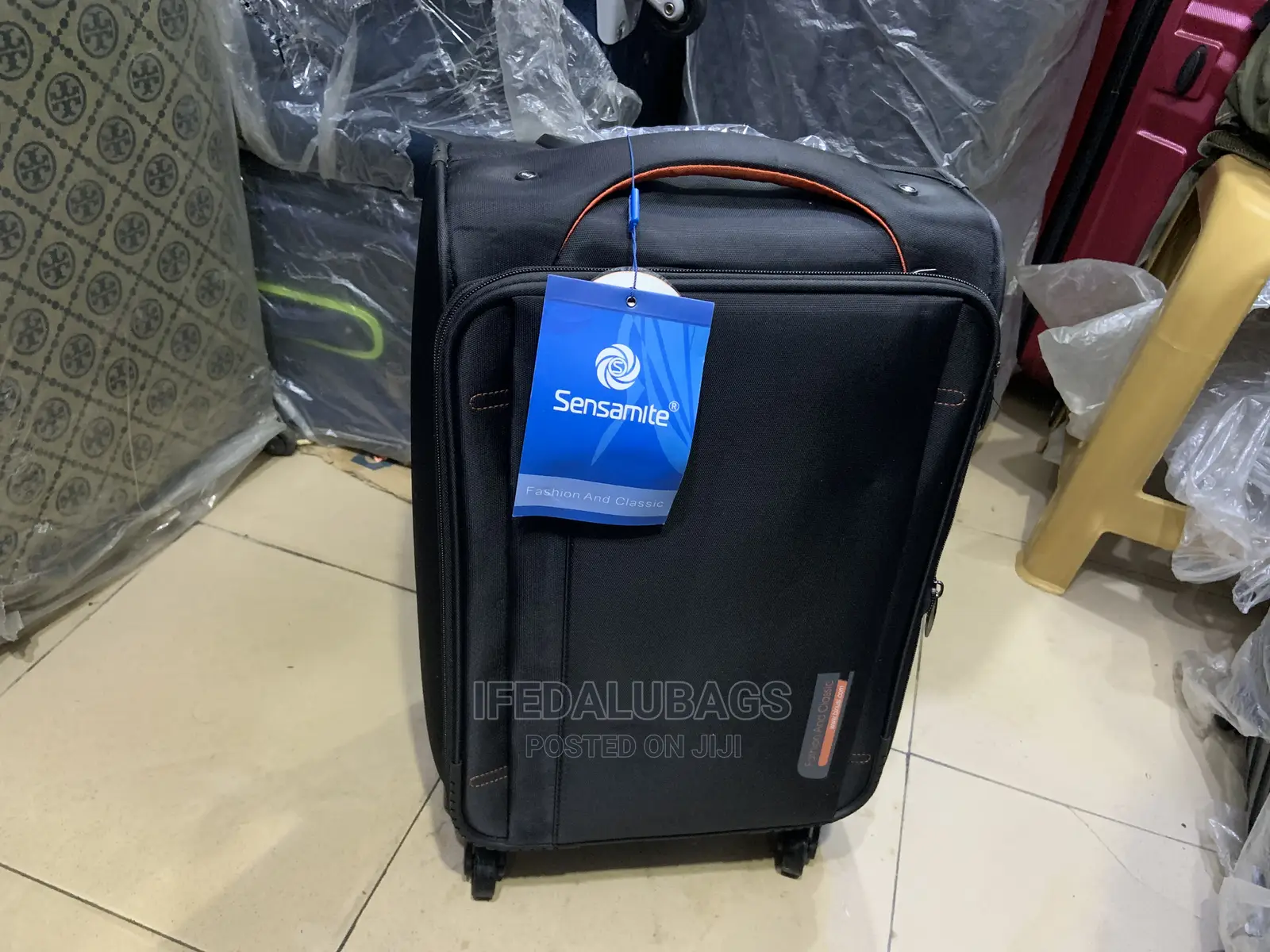 Small Size Quality Imported Sensamite Travel Luggage