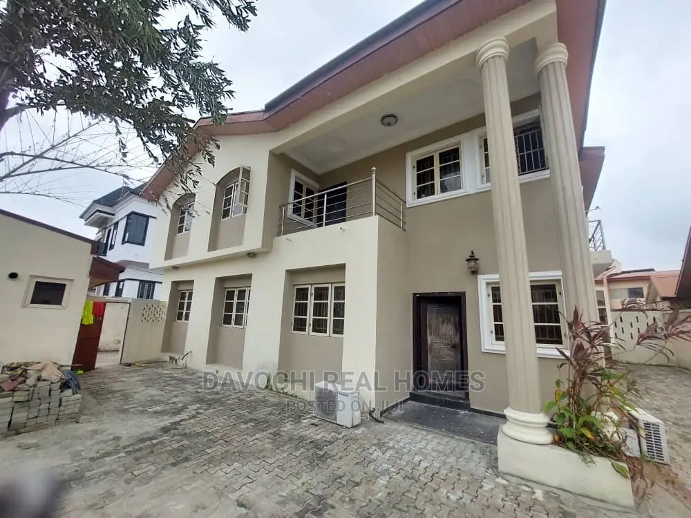 4bdrm Duplex in Immediately After, Lekki for rent