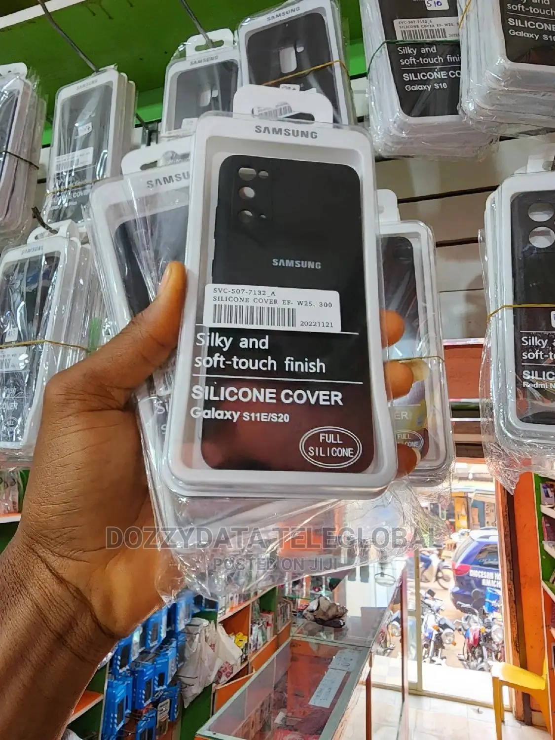 Samsung Galaxy S20 / S11E Silicone Cover Case