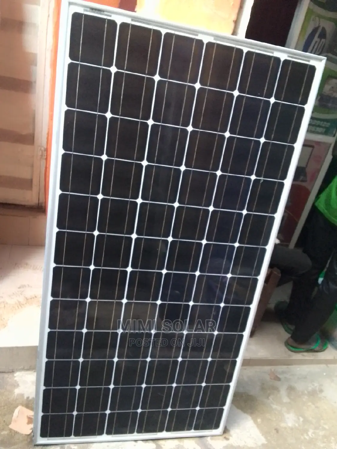 Quality 300W Mono Canadian Mono Crystalline Solar Panel.