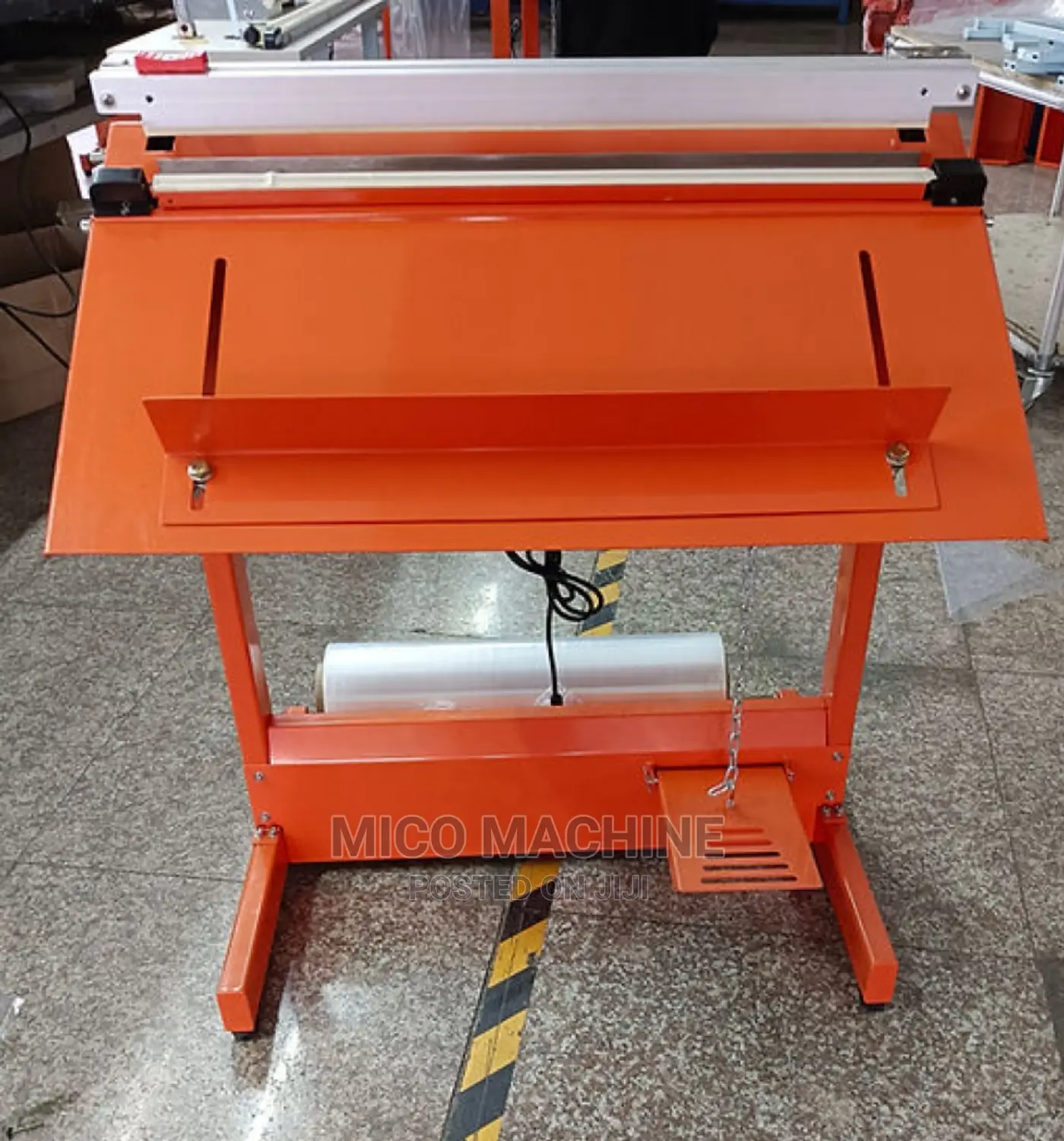 Sf-600c Pedal Cutting and Sealing Machine