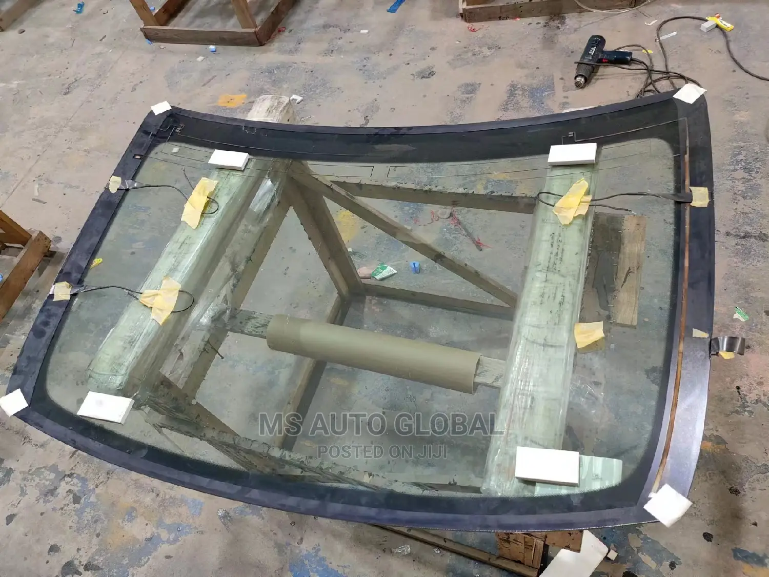 Bentley Back Windscreen