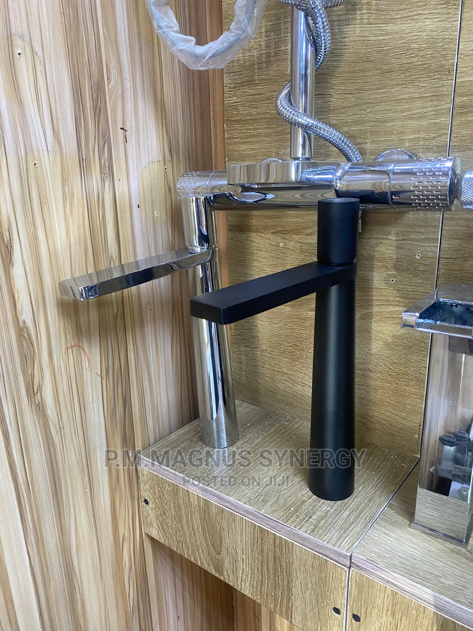 England Standard Black Basin Mixer Tap