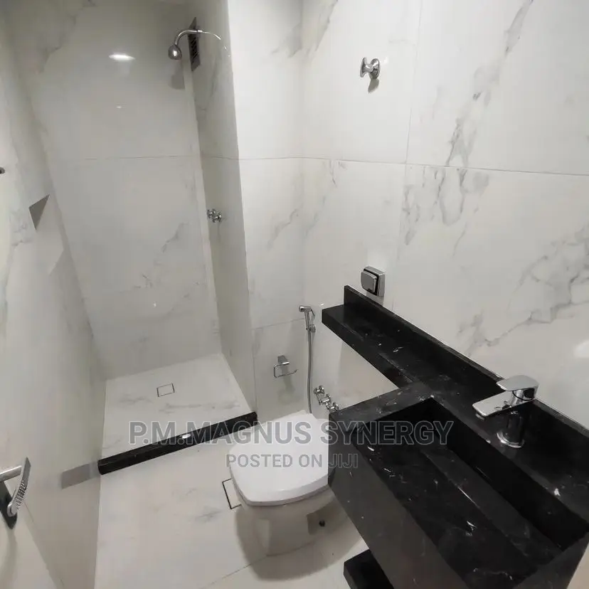 England Standard Marble Black Design Basin