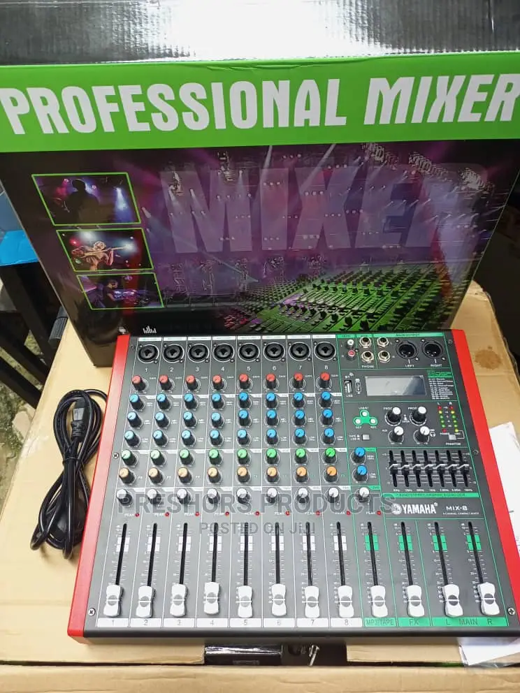 Professional 8 Channel Console Mixer