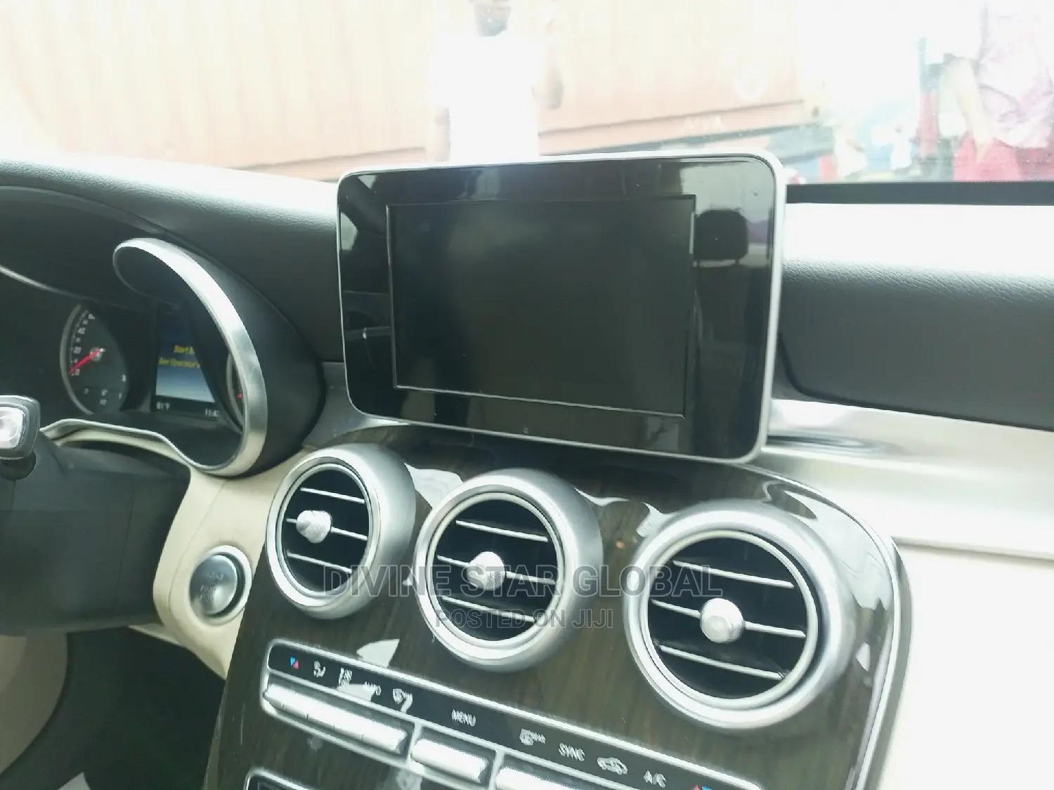 Mercedes-Benz C300 2018 White