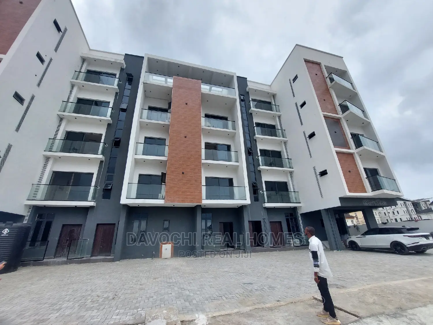 2bdrm Block of Flats in Ologolo Estate, Lekki for sale