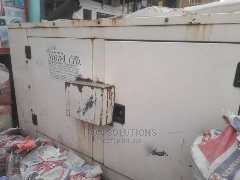 30kva Perkins Engine Soundproof Generator
Hour Run 500 HRS