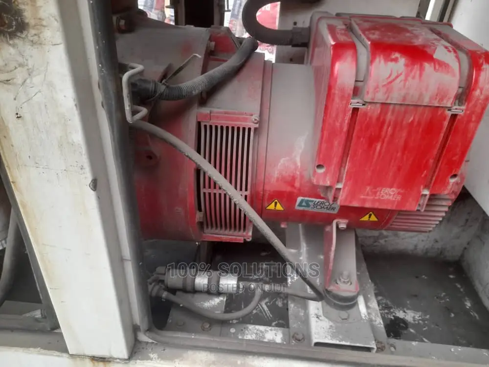 30kva Perkins Engine Soundproof Generator
Hour Run 500 HRS
