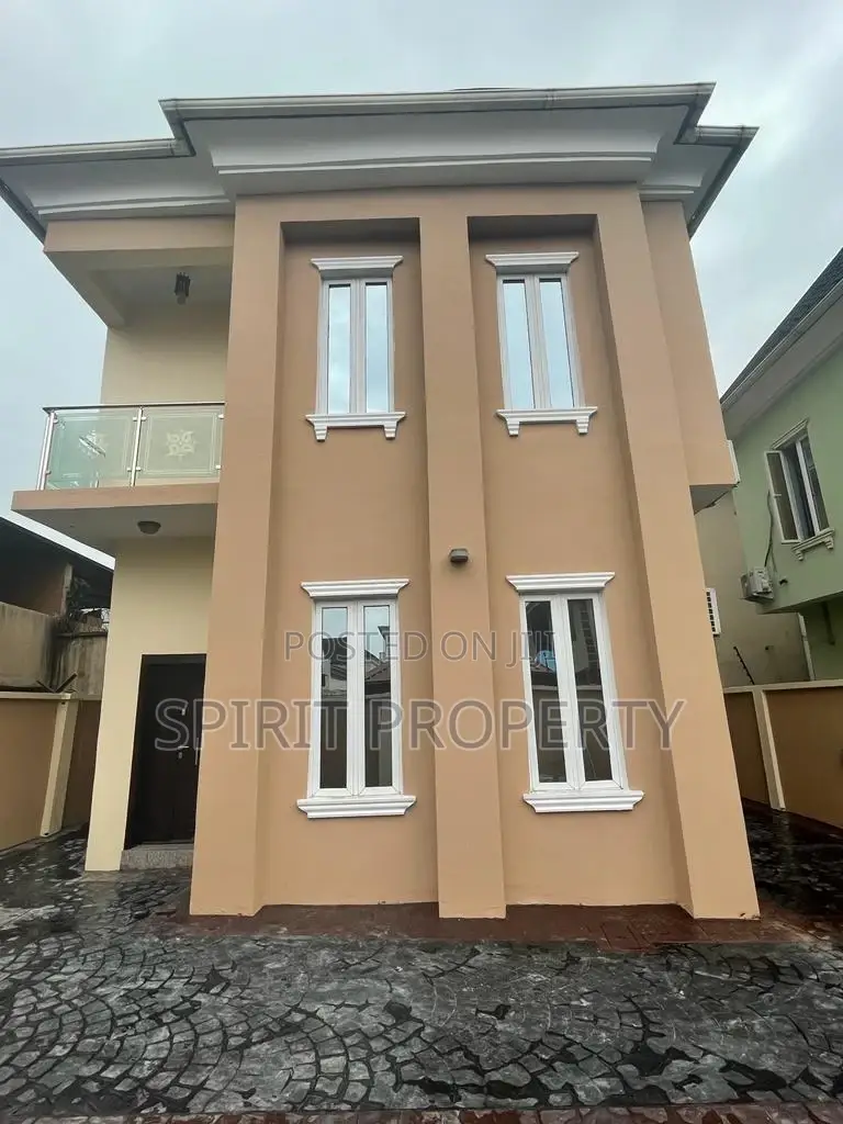 1bdrm Apartment in Magodo for rent