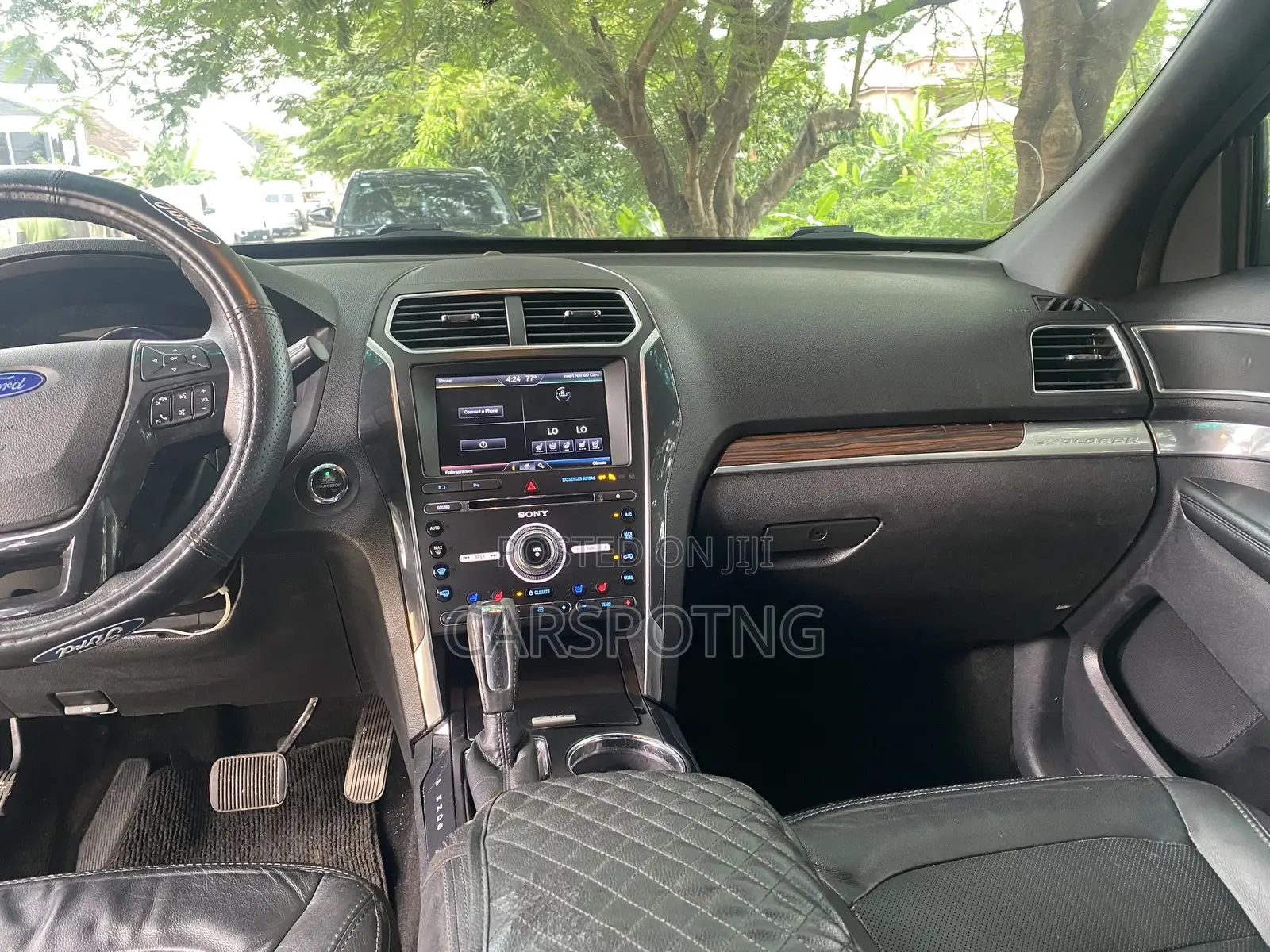 Ford Explorer Limited 4dr SUV AWD (3.5L 6cyl 6A) 2016 Gray