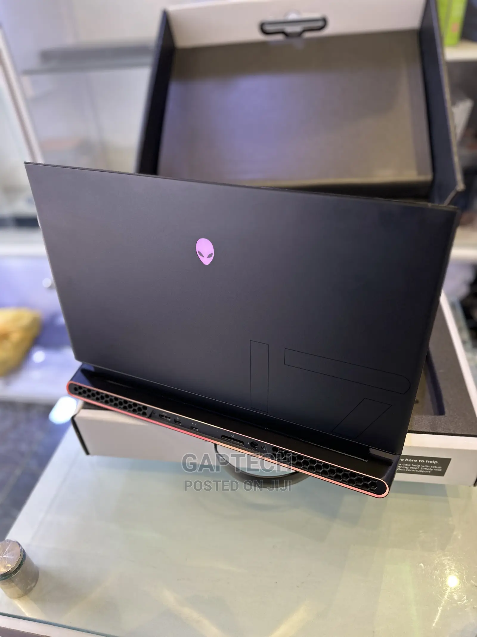 New Laptop Dell Alienware M17 R4 16GB Intel Core I7 SSD 512GB
