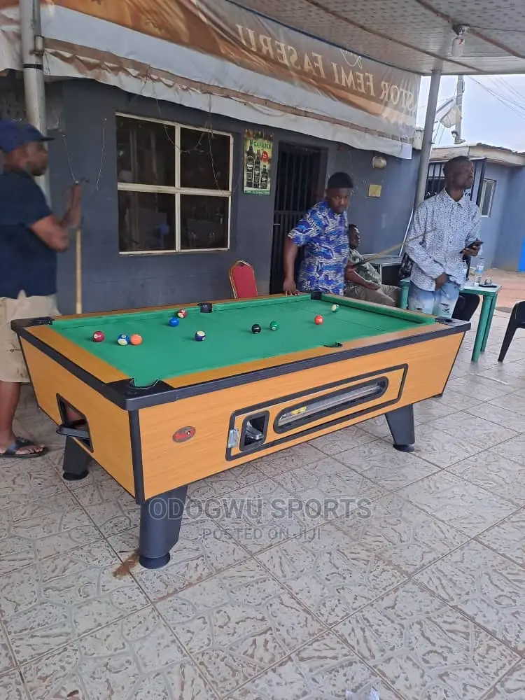 Easy 8 Marble Snooker With Accessories E152