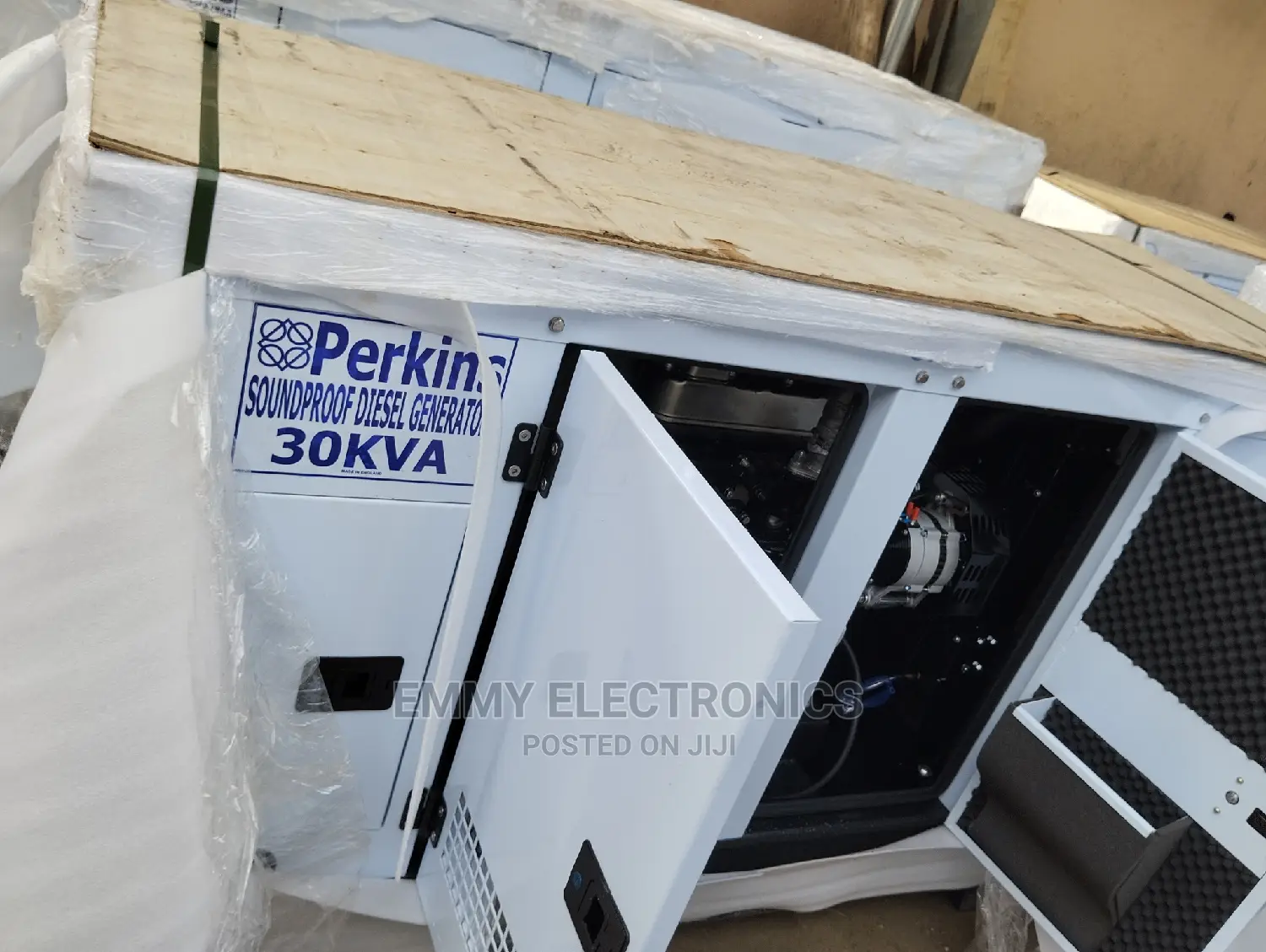 (30kva) Brand New Perkins Diesel Soundproof Generator 100%