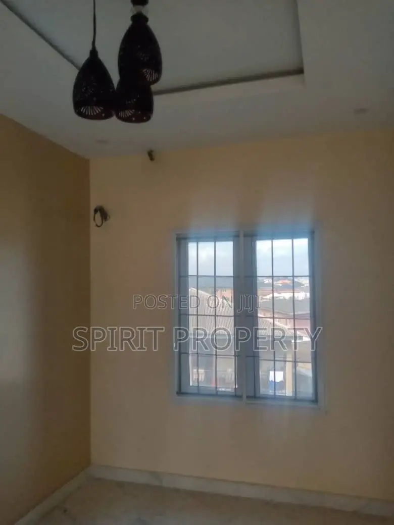 2bdrm Apartment in Magodo for rent