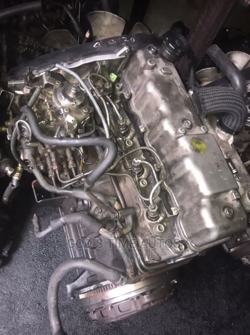 Hyundai H1-Bus Diesel Engine