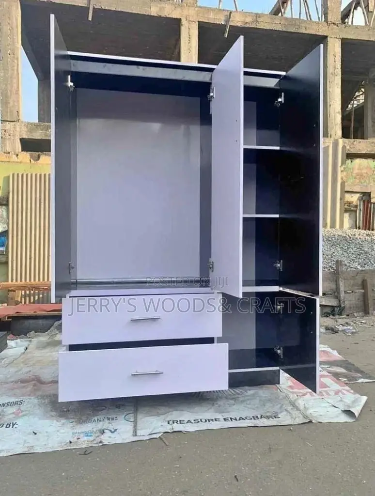 Wardrobe 4ft By 6
