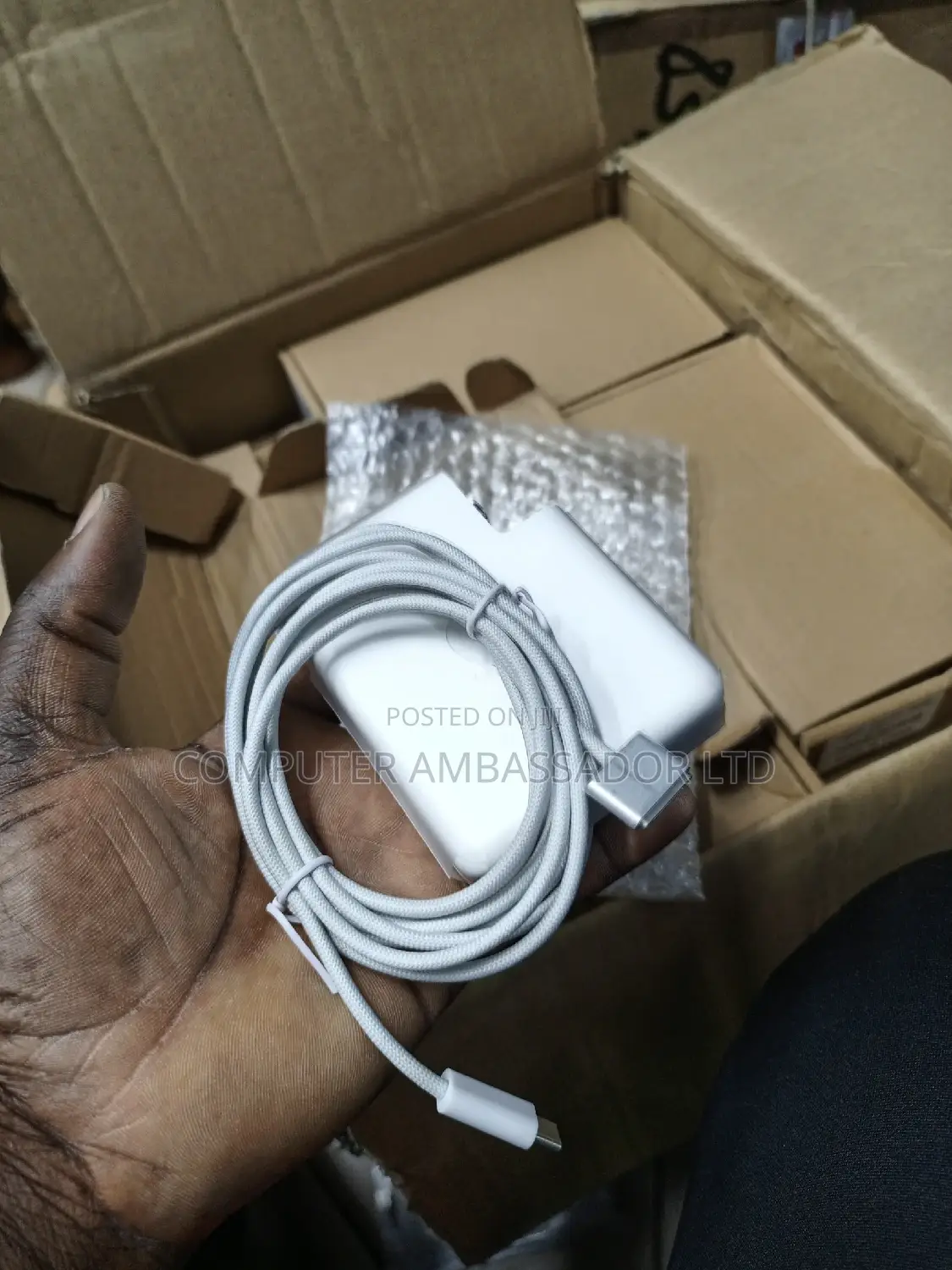 140W Macbook Pro Charger