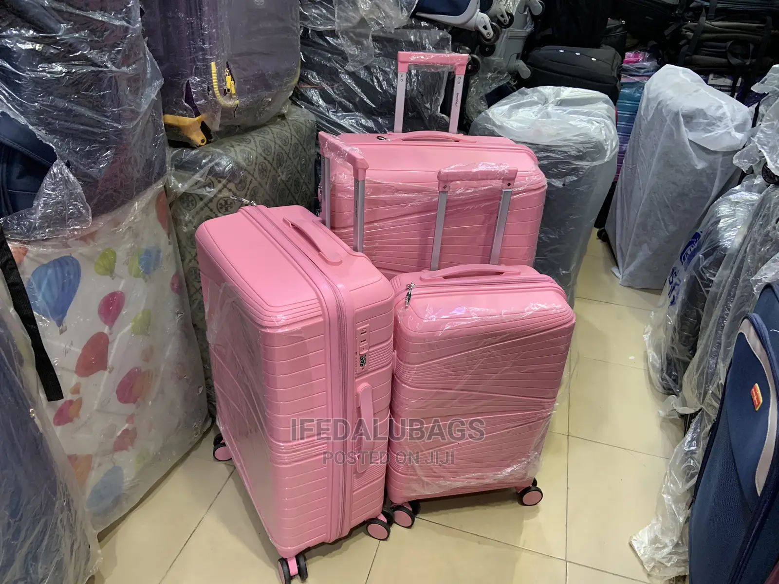Set of Pink Quality Unbreakable Rubberplastic Travelluggage