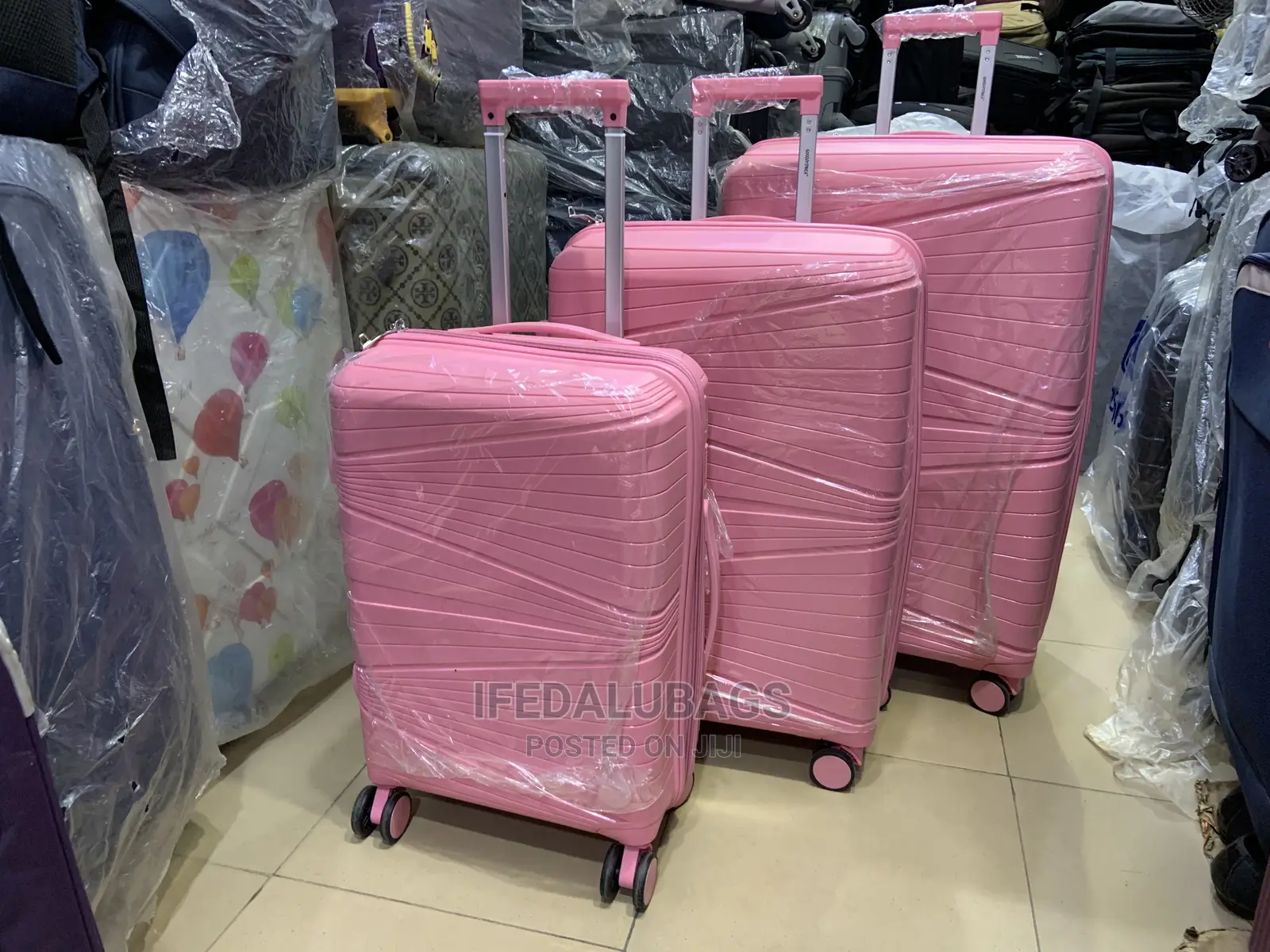 Set of Pink Quality Unbreakable Rubberplastic Travelluggage