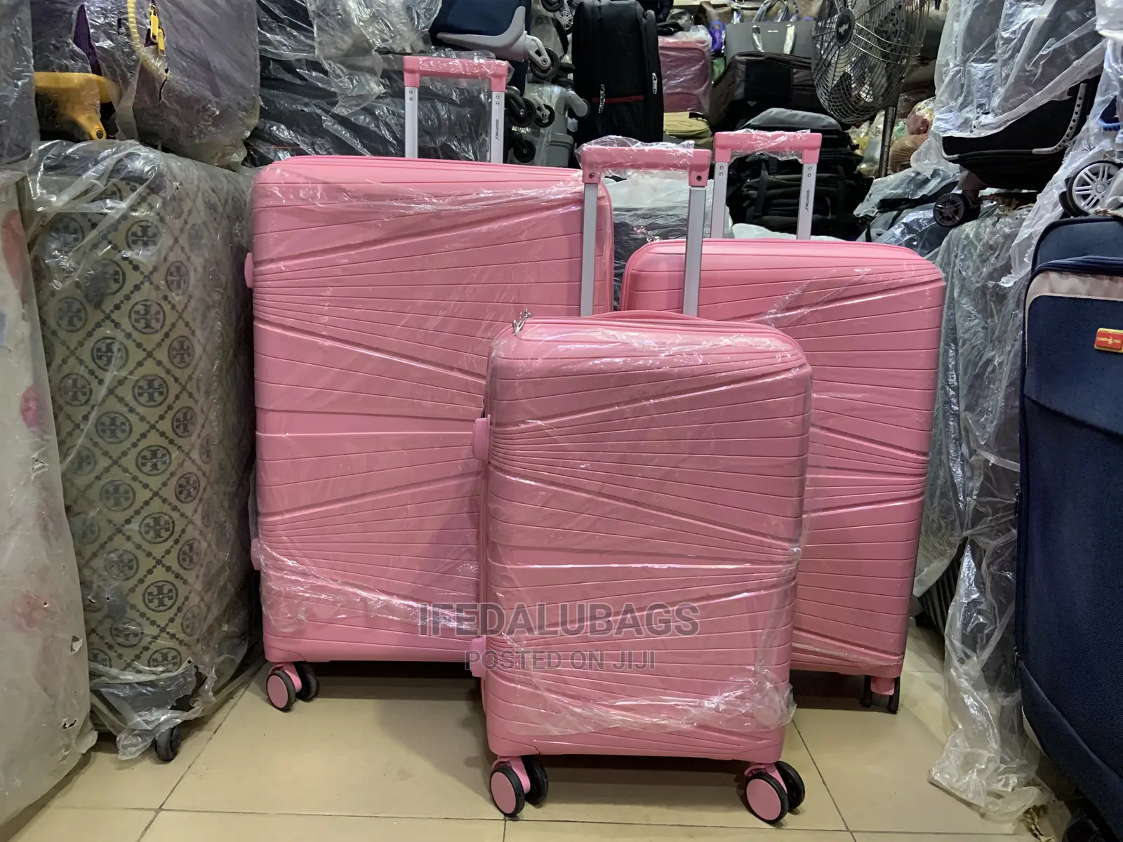Set of Pink Quality Unbreakable Rubberplastic Travelluggage