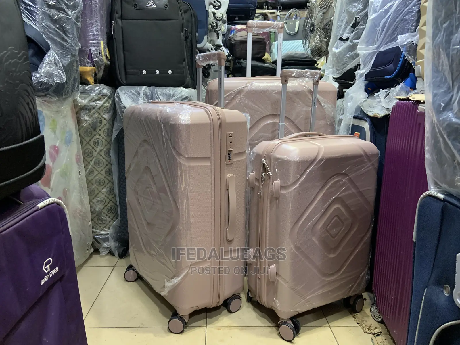 Set of Quality Jumbo Unbreakable Rubber Travel Luggage