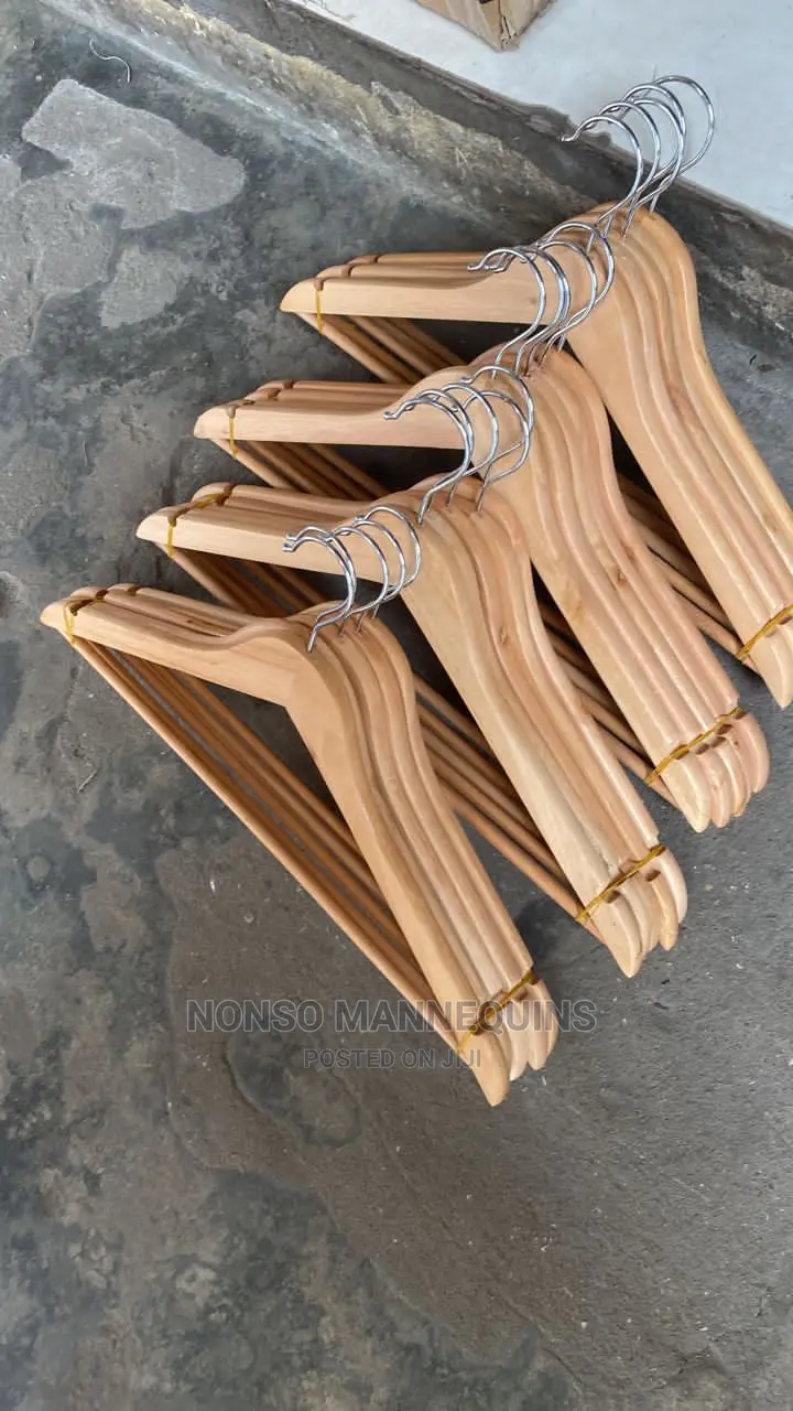 Imported Wooden Clothes Hangers Packss