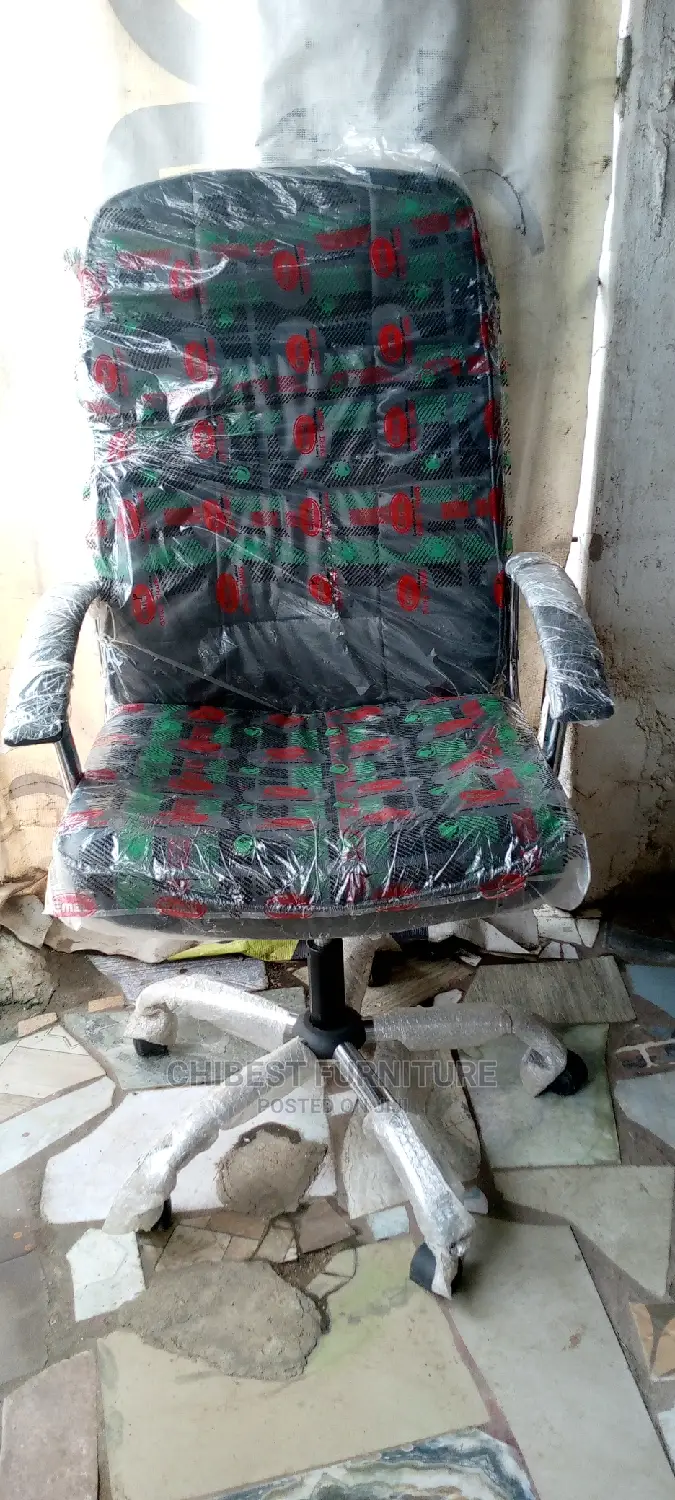 Quality And Standard Office Chairs