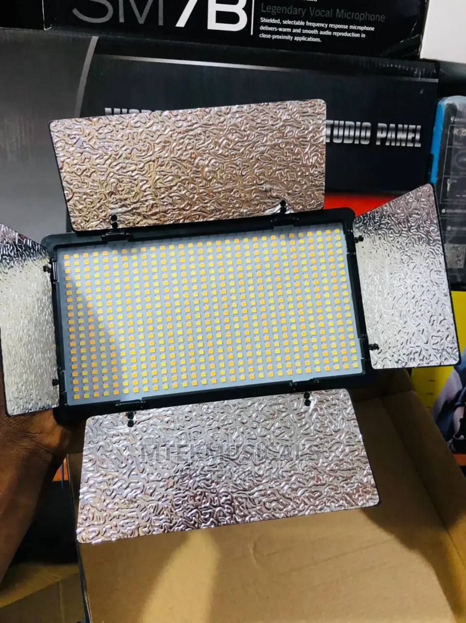 SML 600 Led Light With Stand