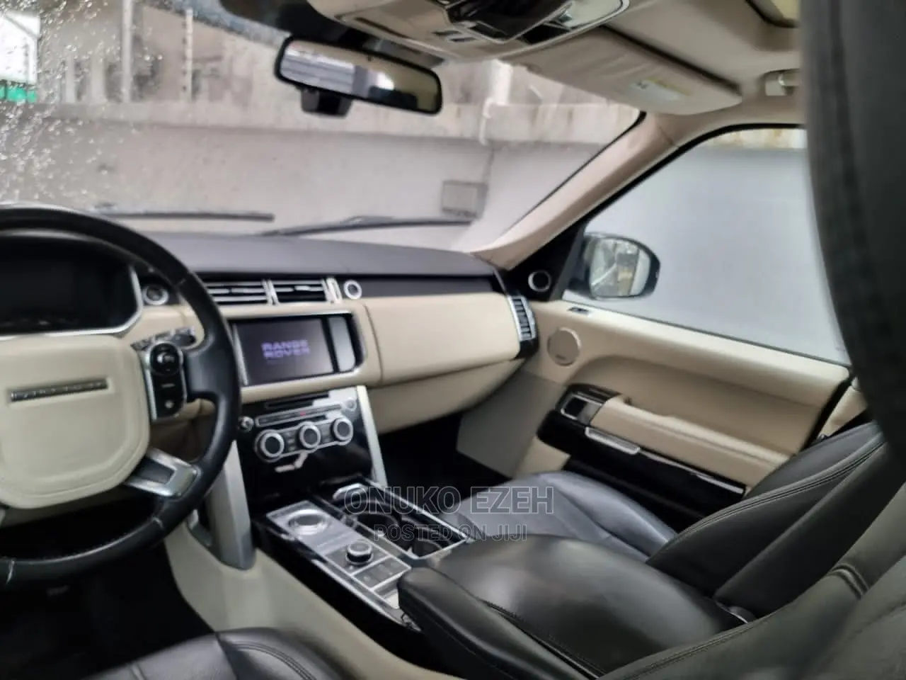 Land Rover Range Rover Vogue 2014 Black