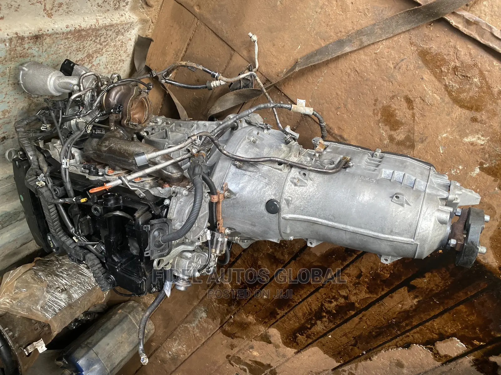 E250 / C250 Four Cylinder Engine Complete