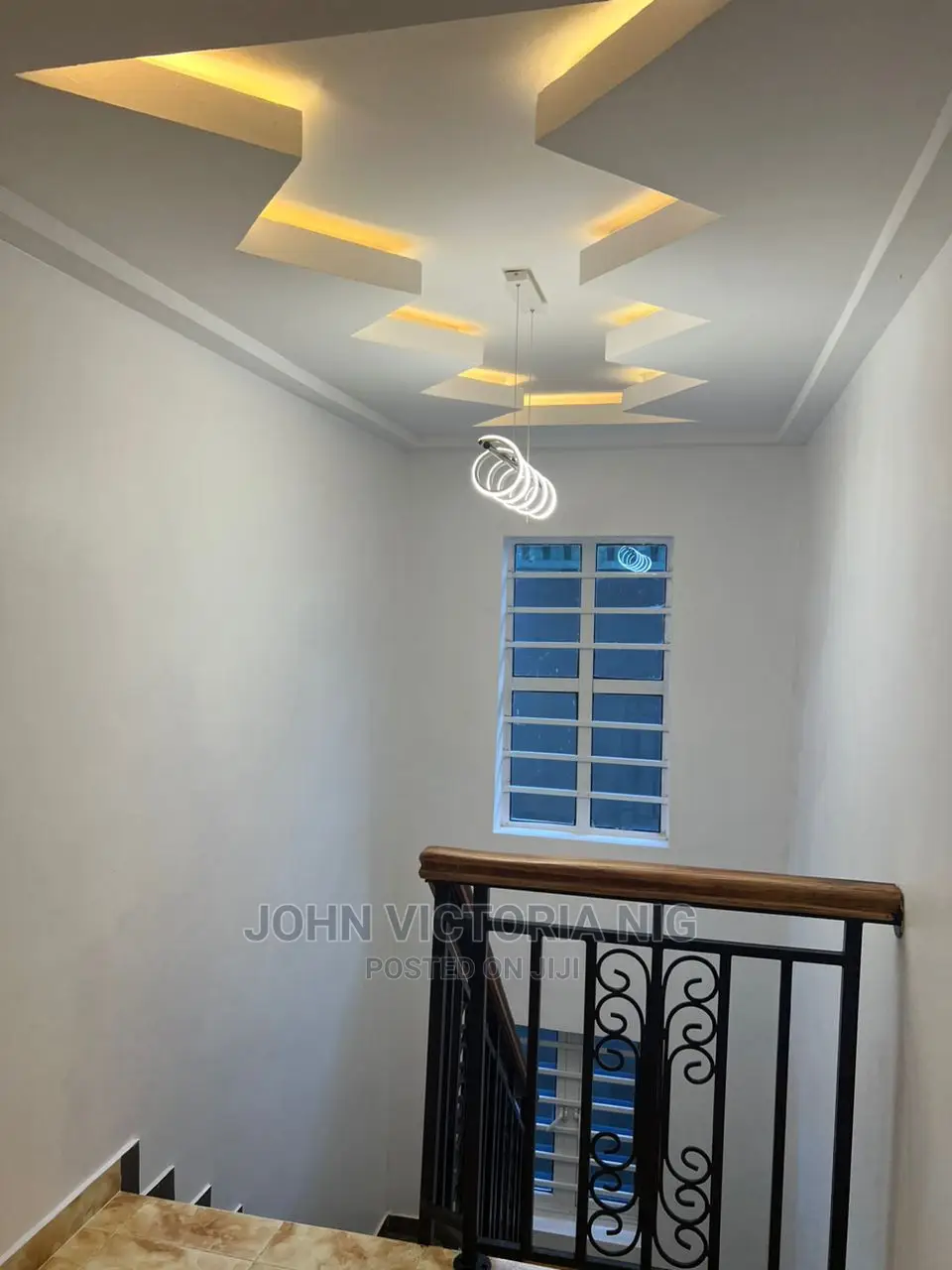 5bdrm Duplex in Ilasan, Ikate for sale