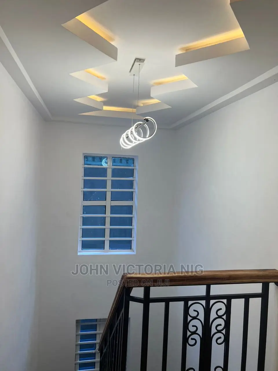 5bdrm Duplex in Ilasan, Ikate for sale