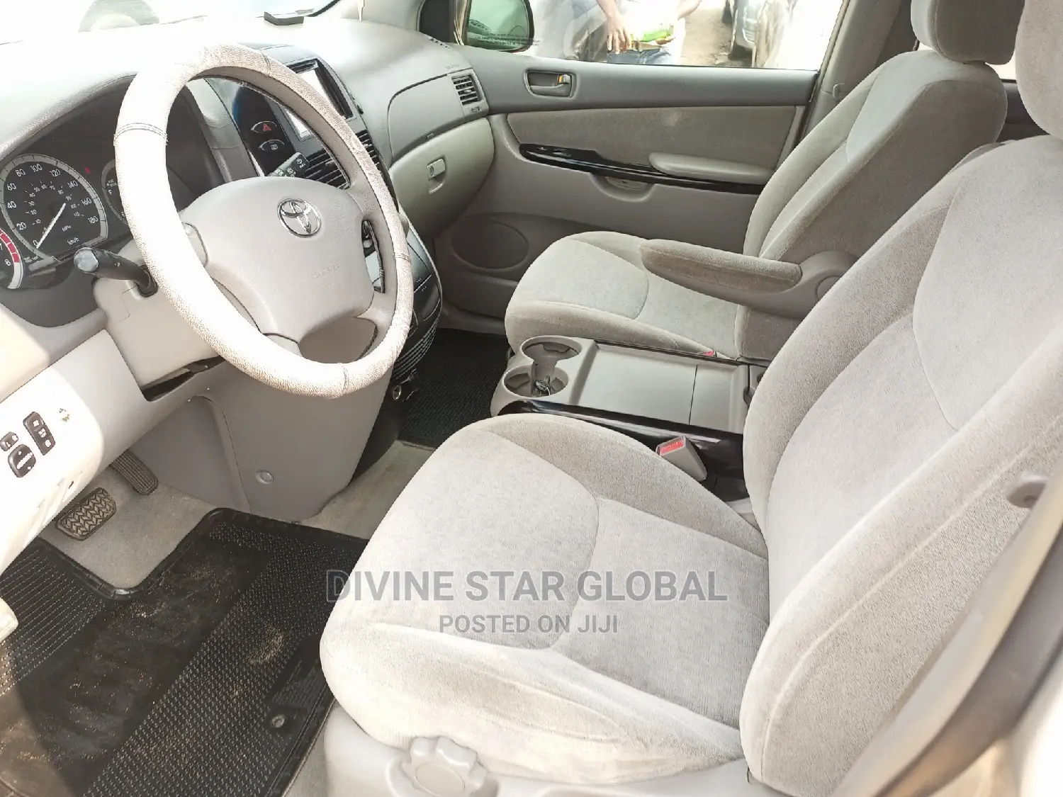 Toyota Sienna CE 2005