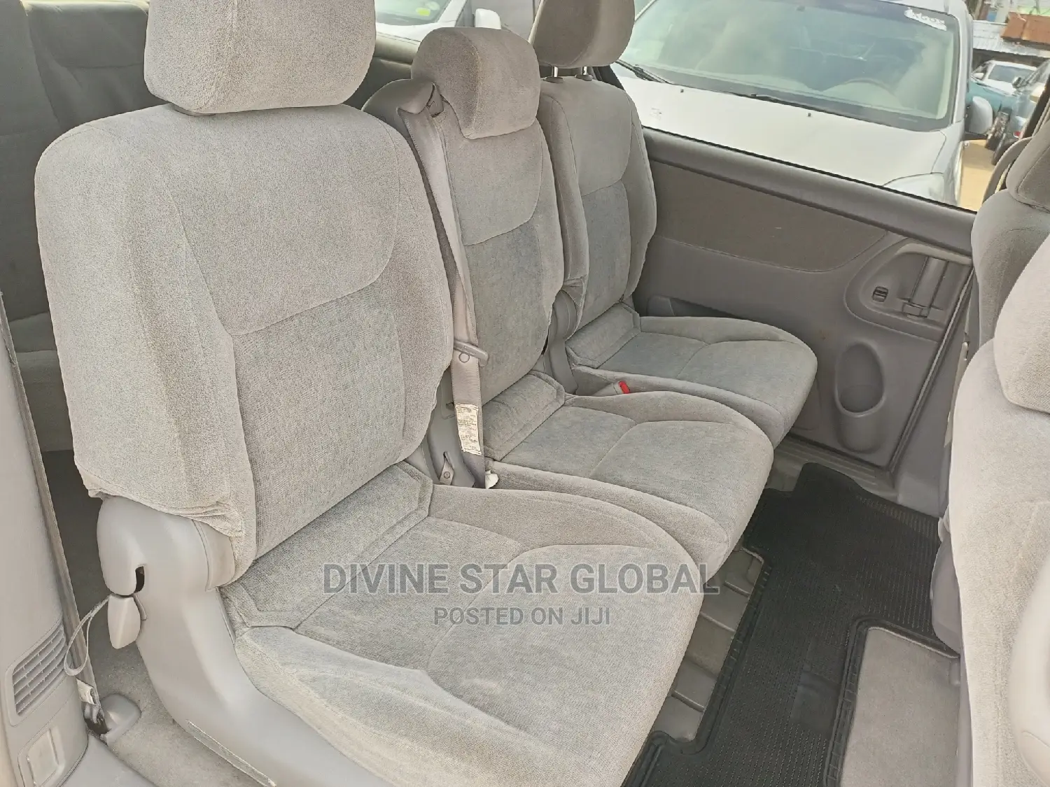 Toyota Sienna CE 2005 Silver