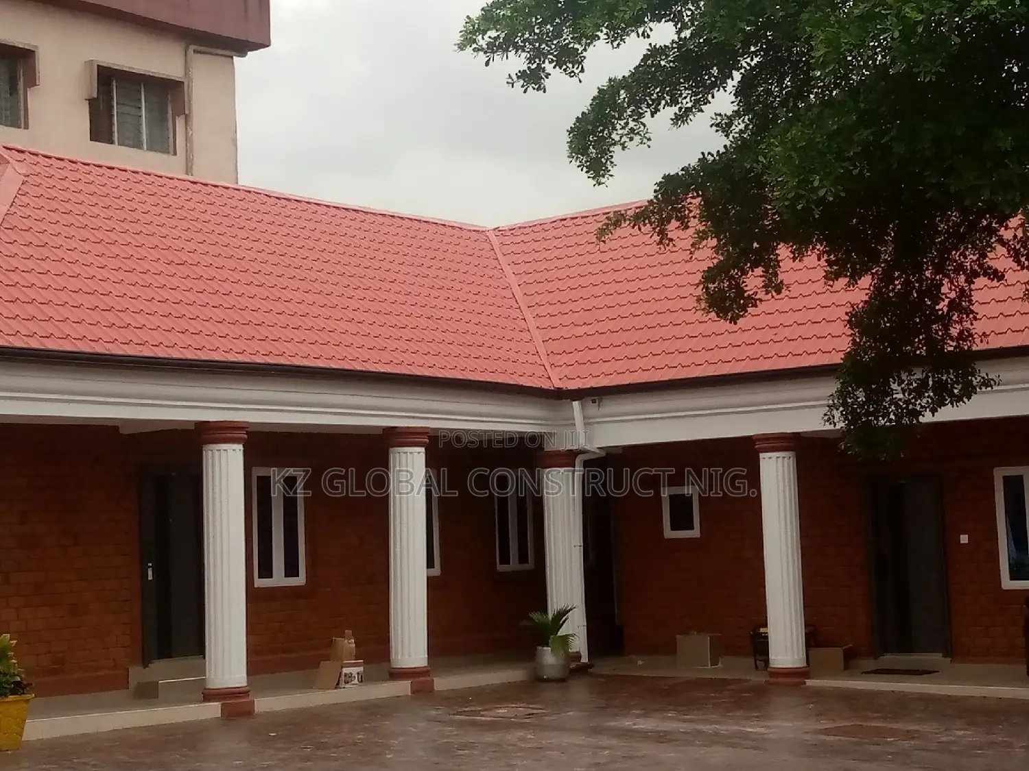 Step Tiles Aluminum Roofing
