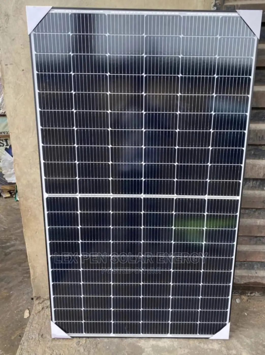 550watt High Voltage Canadian Solar Panel(5 Years Warranty)