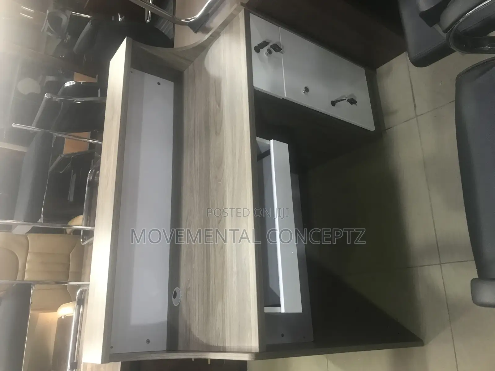 Executive Reception Table