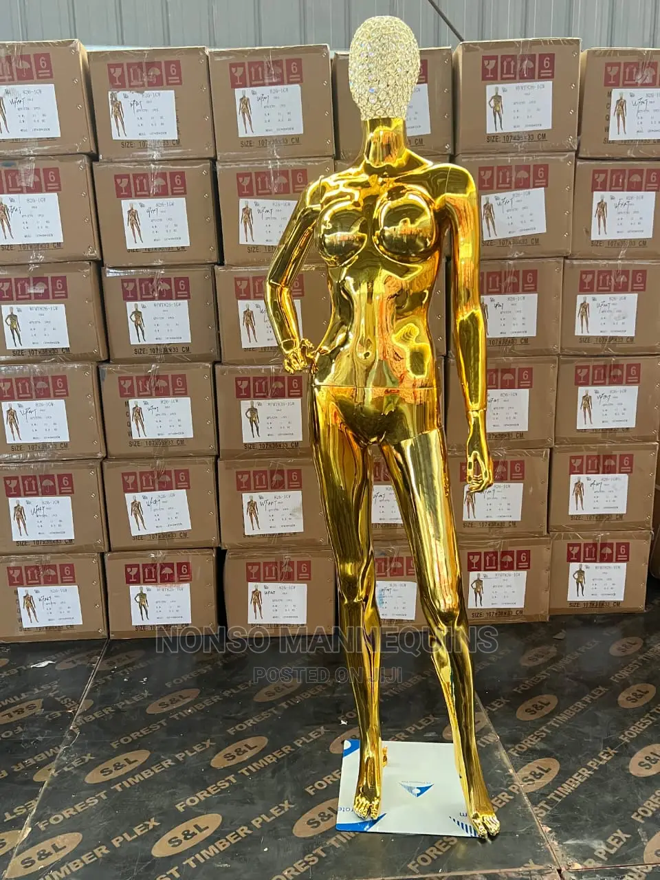 Gold Chrome Size 8 Female Mannequin With Basket Head