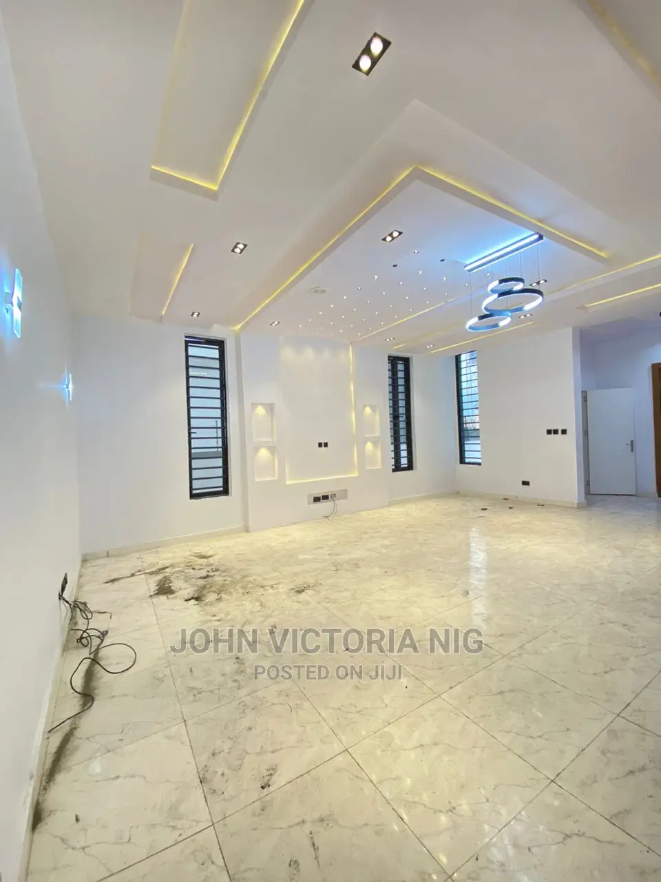 5bdrm Duplex in Ajah Lekki for sale