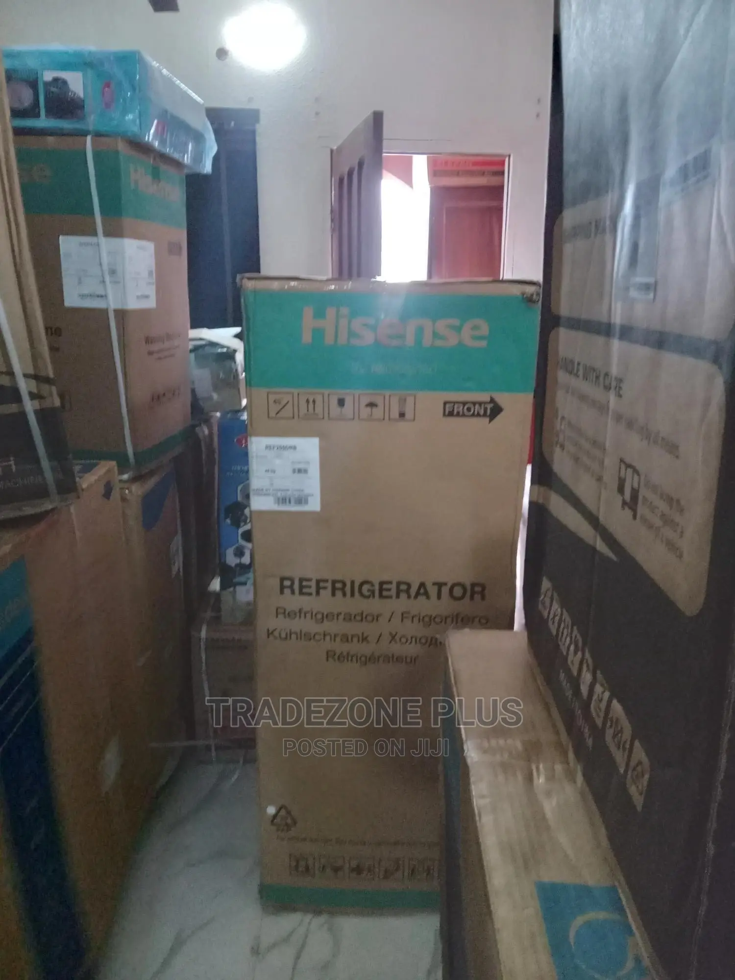 Brand New Hisense Refrigerstor-204 Liters