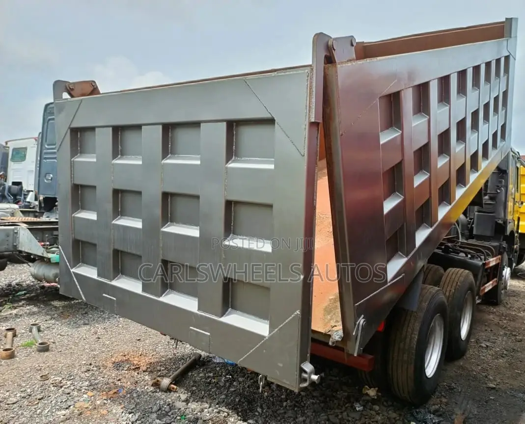 Foreign Used 10tyres Howo Tipper