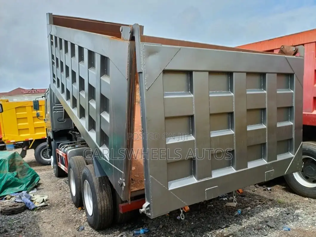 Foreign Used 10tyres Howo Tipper