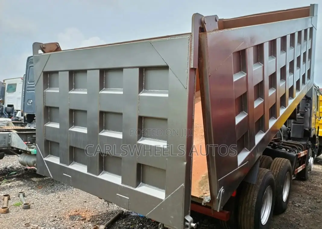 Foreign Used 10tyres Howo Tipper