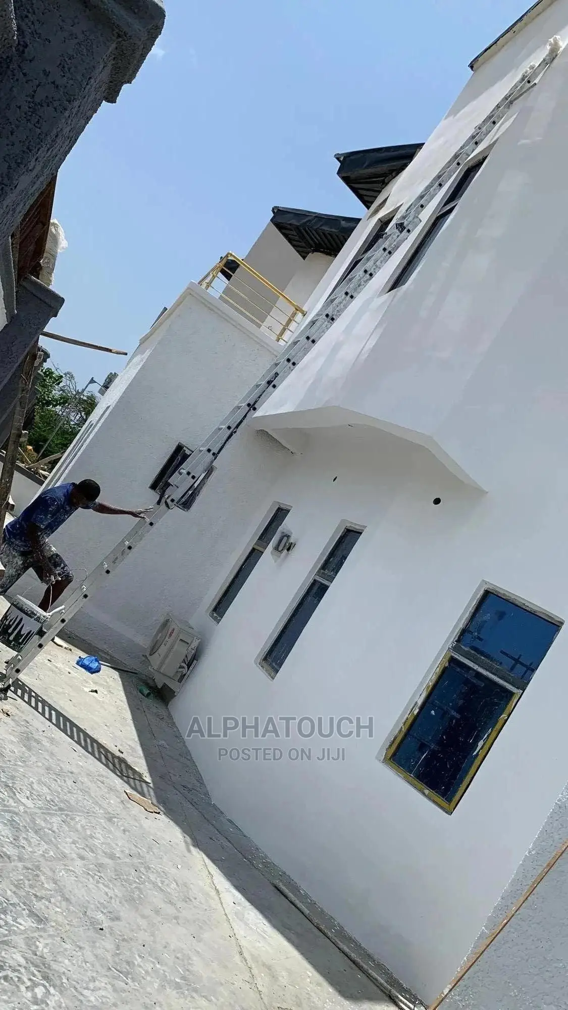 Professional Painter for Interior and Exterior Wall Painting