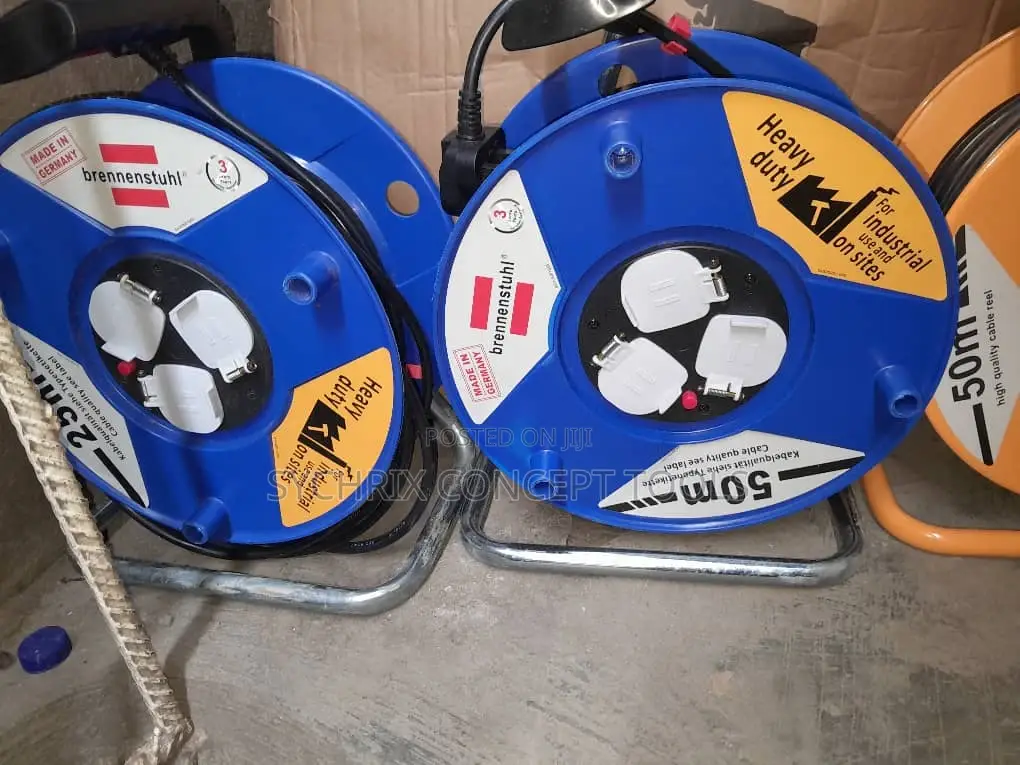 Heavy Duty Industrial Extension Cable Reel 2.5 by 50m