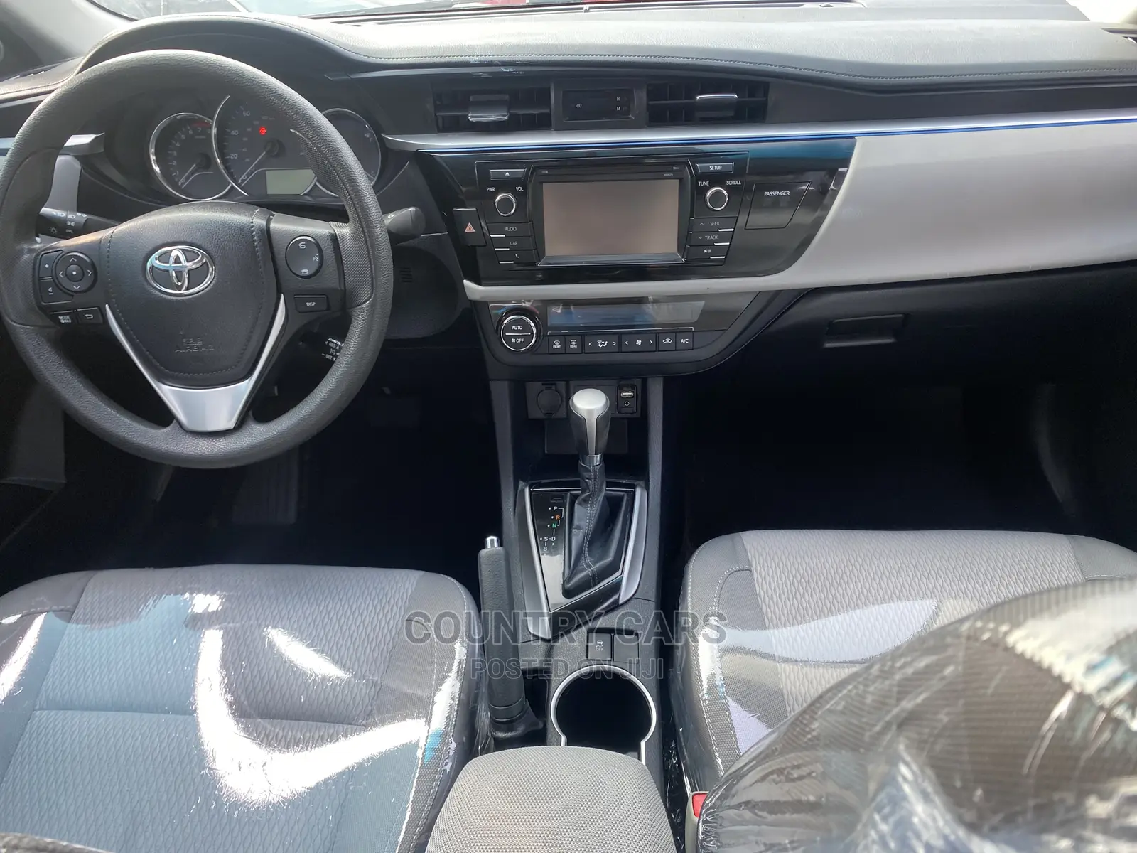 Toyota Corolla LE 4dr Sedan (1.8L 4cyl CVT) 2017 Red