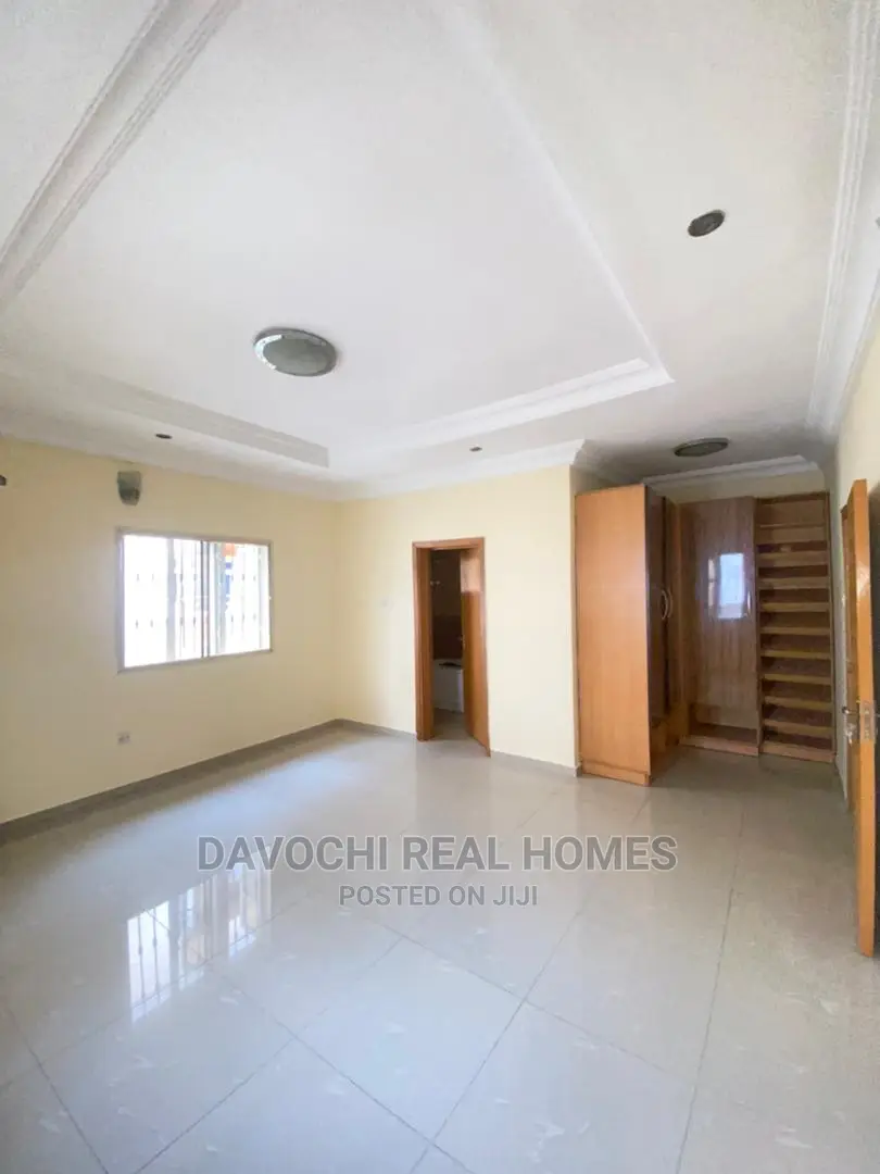 3bdrm Apartment in Chevron Drive, Lekki for rent