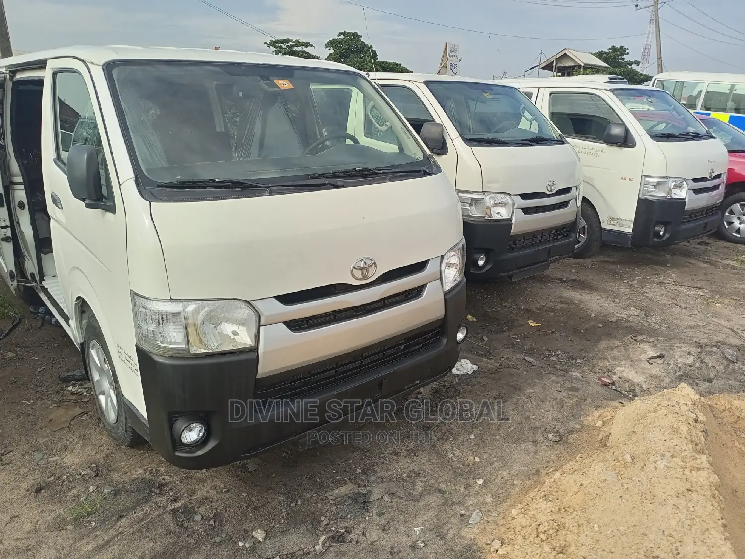 Toyota HiAce 2008 White